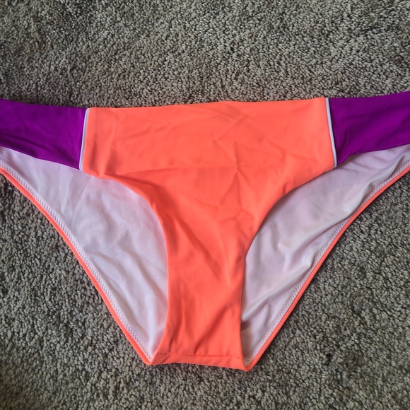 Vs pink bikini bottom - size medium